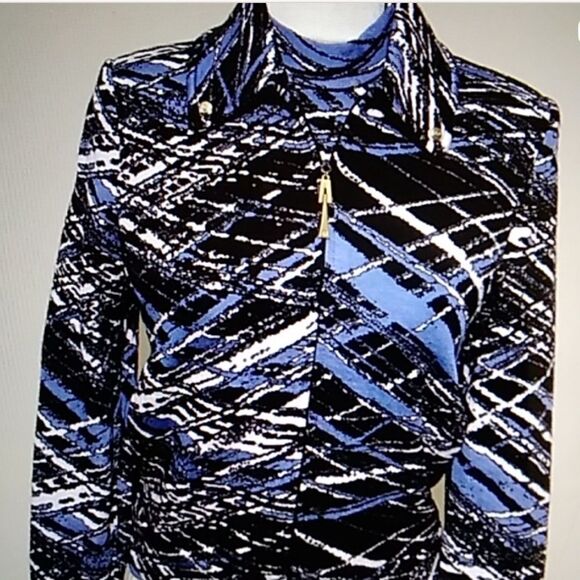 VTG, ST.JOHN Stylish Blue and Black Patterned Women's Blazer and Blouse Size 2 - Picture 4 of 11
